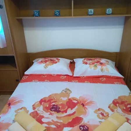 Apartamento Apartman J&m Rogoznica (Sibenik-Knin)